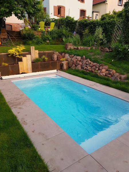 PISCINE COQUE -10M2 A OBERNAI